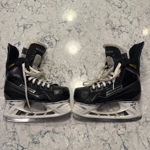 Bauer Supreme 160 Hockey Skates Regular Width Size 1 (Used)