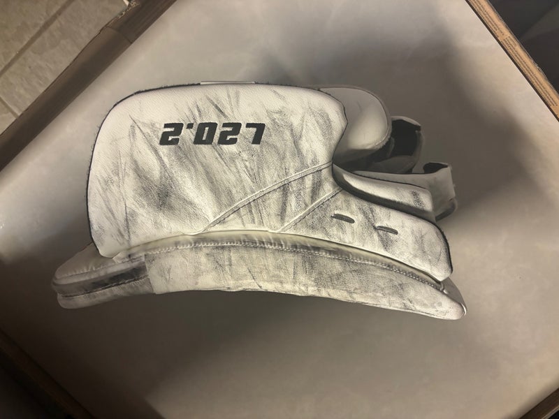 True Regular goalie pads c/w blocker and catcher