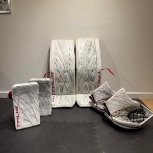 34" True Regular Goalie Full Set (Used)