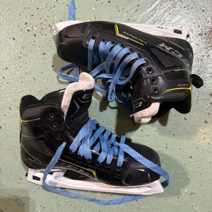CCM Super Tacks 9370 Hockey Goalie Skates 9 (Used)
