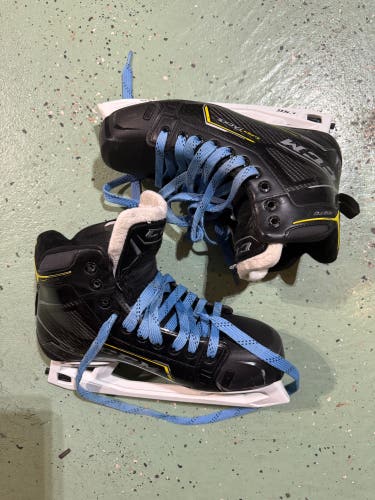 CCM Super Tacks 9370 Hockey Goalie Skates 9 (Used)