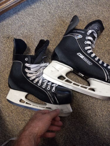 Bauer Size 11 Senior Supreme One05 Hockey Skates Regular Width 11 (Used)
