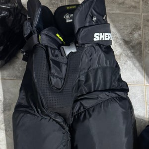 Senior Small Sherwood rekker Morph 2 Hockey Pants (New)