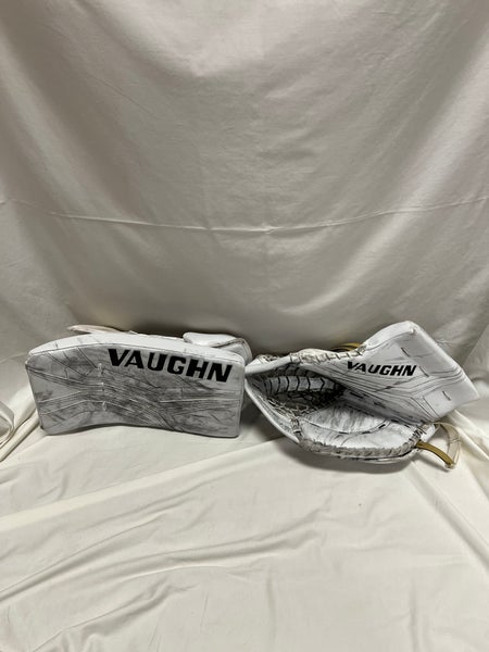 Vaughn V10 Pro Carbon Full Right Glove Set