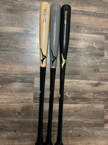 Mizuno MZP271 Maple Bat (-3) 30 oz 33" (New)