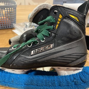 Bauer Supreme 150 Hockey Skates Size 5 (Used)