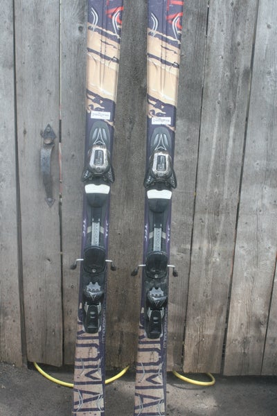 Unisex All Mountain 157 cm Atomic Nomad Smoke Skis With Atomic Adjustable Bindings