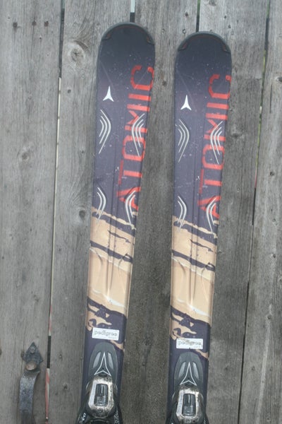 Unisex All Mountain 157 cm Atomic Nomad Smoke Skis With Atomic