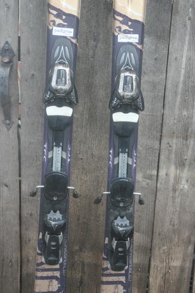 Unisex All Mountain 157 cm Atomic Nomad Smoke Skis With Atomic