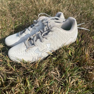 Under Armour Low top lacrosse cleats 6.5