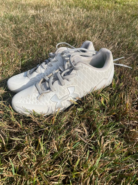 Under Armour Low top lacrosse cleats 6.5