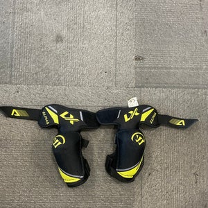 Used Warrior ALPHA LX 40 Intermediate Elbow Pads MD 11614-S000222456