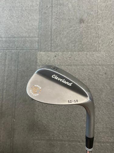 Used Cleveland TOUR ACTION 52-10 Golf Wedge Mens RH 52 Degree 11614-S000222418
