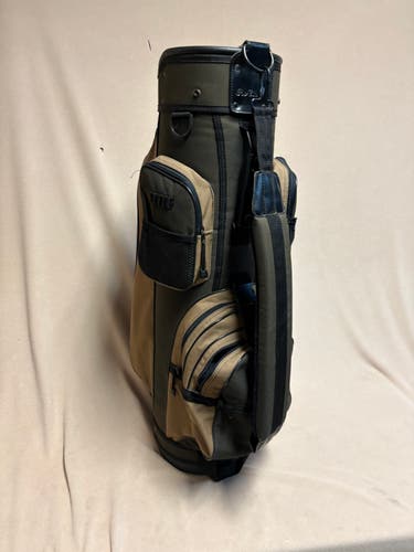 Unisex golf Carry Bag (Used)