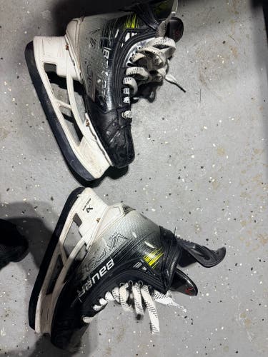 Bauer Hockey Skates Size 4.5 (Used)