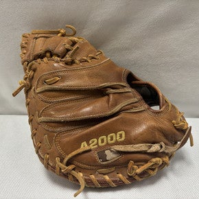 Used Wilson A2000 1791 RH BB Catchers Mitt 32 1/2" 11490-S000266090