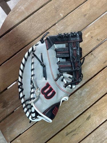 Wilson RH First Base A1000 Baseball Glove 12.5" (Used)