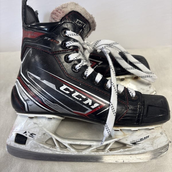 Junior Size 5 CCM JETSPEED FT 470 Ice Hockey Skates