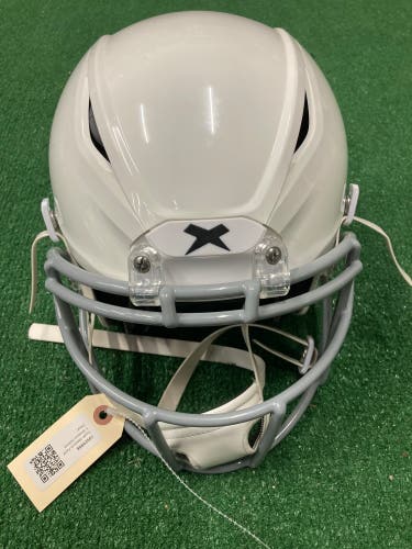 Youth Medium Xenith Shadow Helmet (New)
