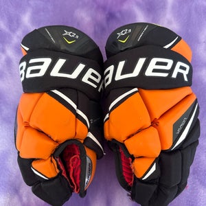 Black Junior Bauer Vapor X2.9 Gloves 12" (Used)