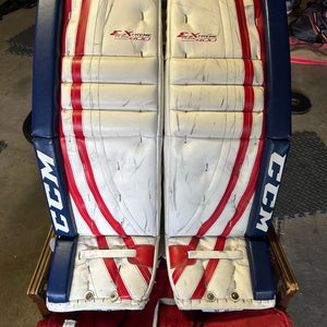 33" CCM Extreme Flex 400 Goalie Leg Pads (Used)