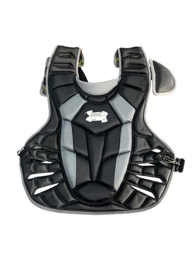 Used Under Armour CLUTCH FIT Catchers Chest Protector Black Adult 11833-S000166221