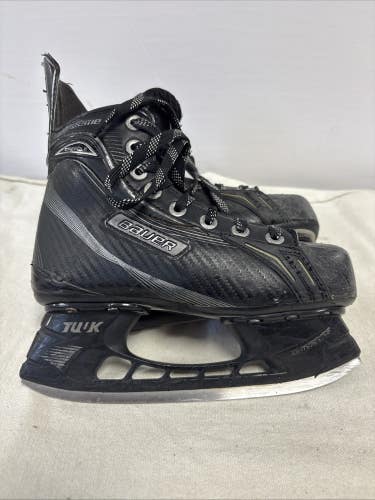 Junior Size 2.5 EE Bauer Supreme ONE60LE Ice Hockey Skates