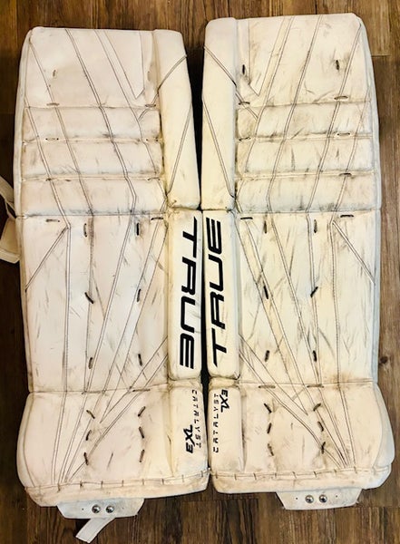 34" True 7x3 Goalie Leg Pads (Used)
