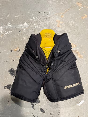 Intermediate Large Bauer Supreme One.9 Hockey Goalie Pants (Used)