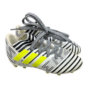 Used S82426 NEON YELLOW LOGO Soccer Cleats White And Black Youth 11.0 11862-S000091132