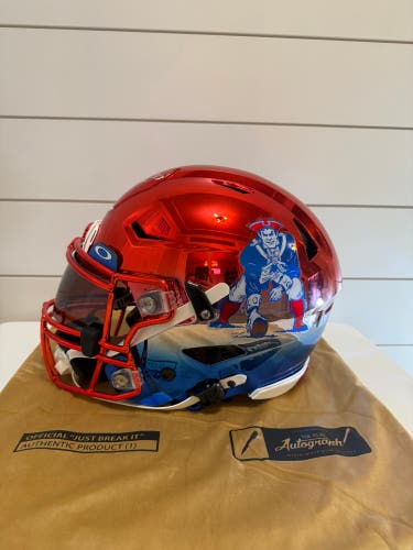 Autographed Wes Welker Chrome Riddell SpeedFlex Helmet Patriots
