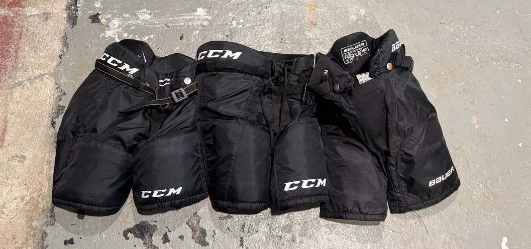 3 pack - Youth Medium/large CCM Hockey Pants (Used)