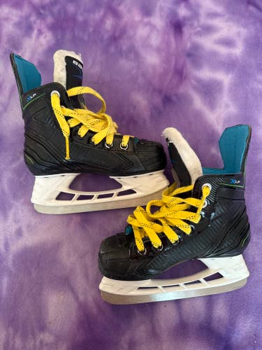 Bauer XLP Hockey Skates | Youth 13 (Used)