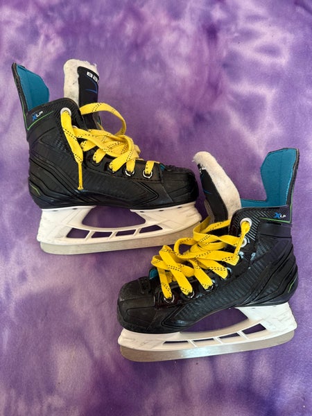 Bauer XLP Hockey Skates | Youth 13 (Used)