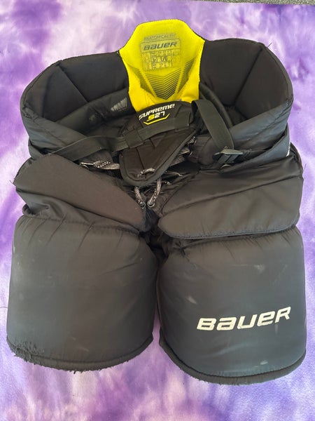 Black Junior Large Bauer S27 Hockey Goalie Pants (Used)