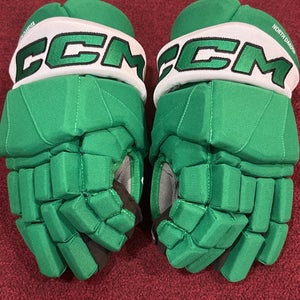 CCM HGTKXFSP Gloves Pro Stock (New) Item#NDG1