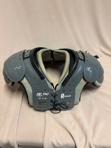 Medium Adult Riddell Air pac Shoulder Pads (Used)