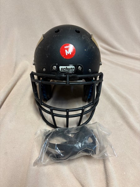 Medium Adult Schutt Air XP Pro Helmet (Used)