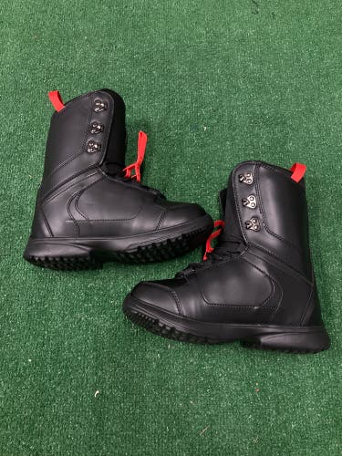 Men's Size M 8.0 (W 9.0) Matrix Snowboard Boots Soft Flex (New)