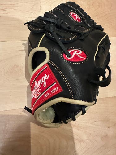 Rawlings Gold Glove Elite RH Pitcher's Baseball Glove 12" (Used)