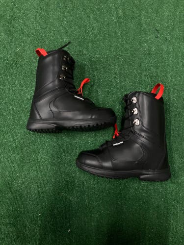 Men's Size M 10.0 (W 11.0) Matrix Snowboard Boots Soft Flex (New)