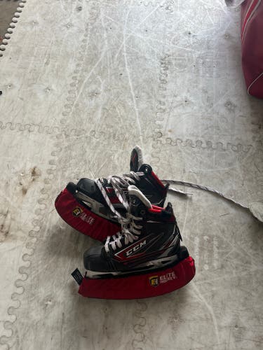 CCM Jetspeed FT480 Hockey Goalie Skates 6 (Used)