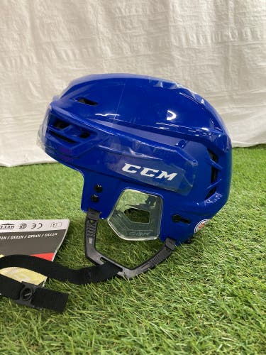 New CCM Tacks 210 Helmet | Medium