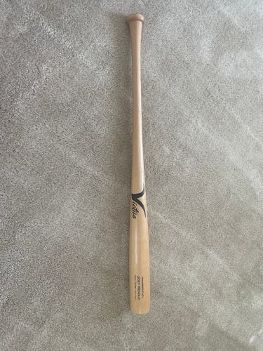Victus MH17 Birch Bat 31 oz 33.5" (New)