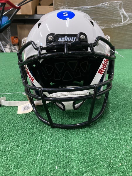 Youth Small Schutt Vengeance A11 Helmet (New)