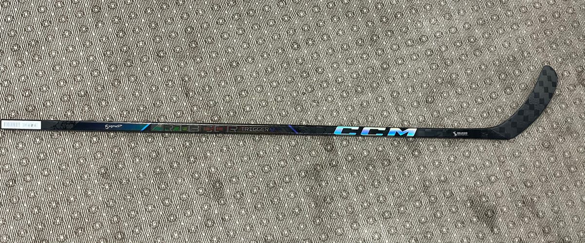 Senior CCM RibCor Trigger 9 Pro Right Handed Hockey Stick P29