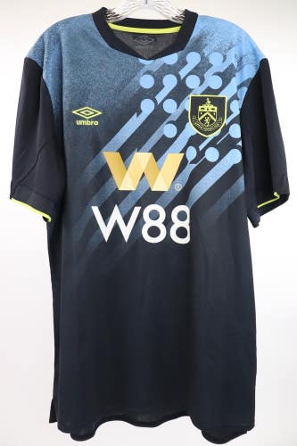 Burnley FC Third Umbro Soccer Jersey Shirt XL  NWT  Brownhill #8 Clarets