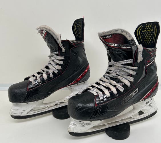 Bauer Vapor XLTX Pro+ Hockey Skates Extra Wide Width 9.5 (Used)