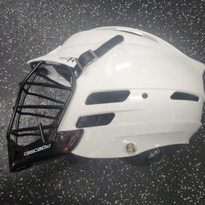Used Cascade CPVR Lacrosse Helmet White One Size 11849-S000032247