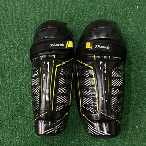 Junior CCM Tacks 9040 Shin Pads 11" (Used)